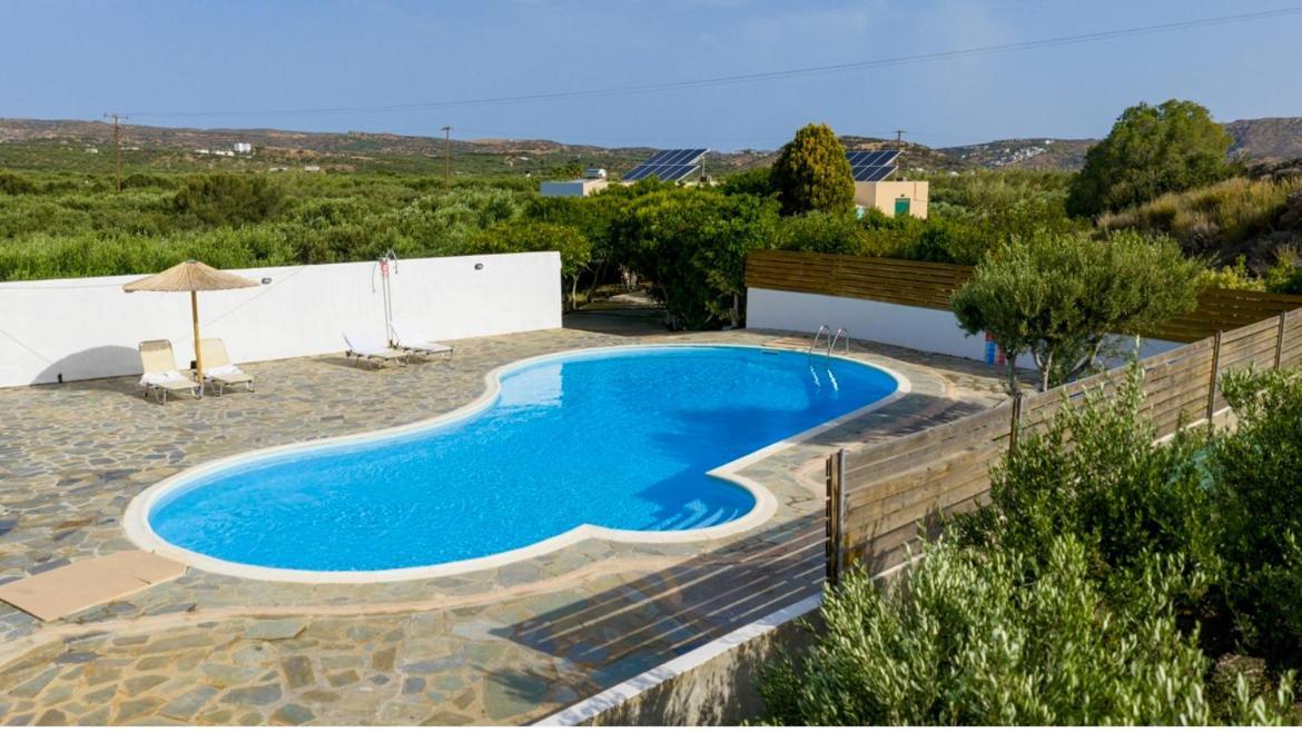 Rousolakos Pool Apartments Palekastro Exteriér fotografie